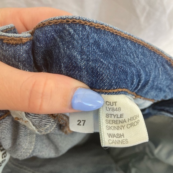 Reformation Serena High Skinny Jeans in Kasai Wash Button
Fly Size 27 - Picture 8 of 15